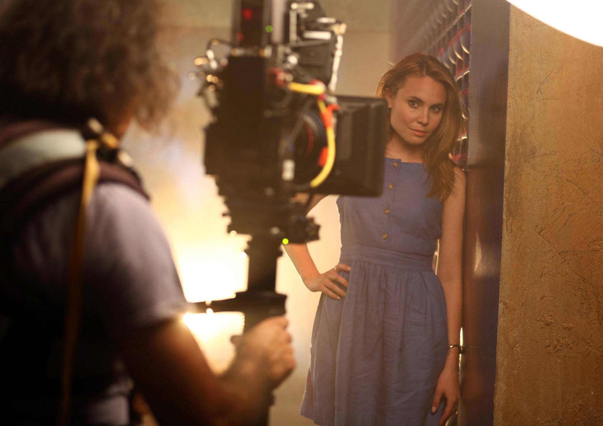 BTS Leah Pipes promo s1