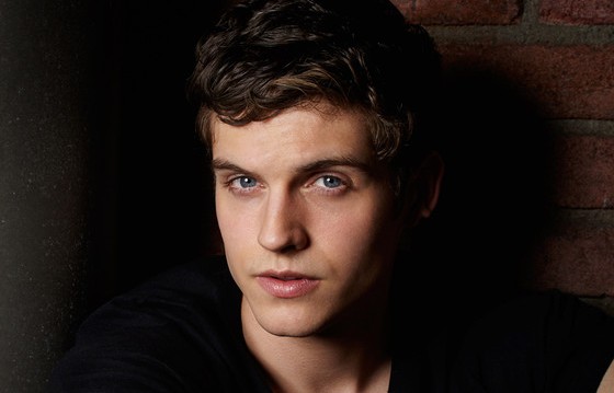 Daniel Sharman alias Kaleb