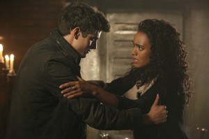 2x13 The Devil is Damned  (12)