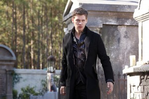 2x15 They All Asked For You - Klaus