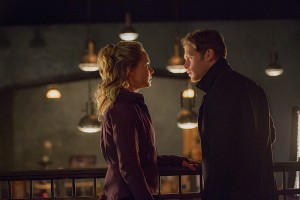 3x15 An Old Friend Calls - Cami et Klaus